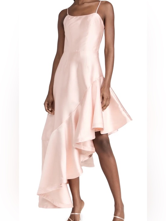 Elliatt Dresses & Skirts - Elliatt Occasion Dress in Ballet Pink